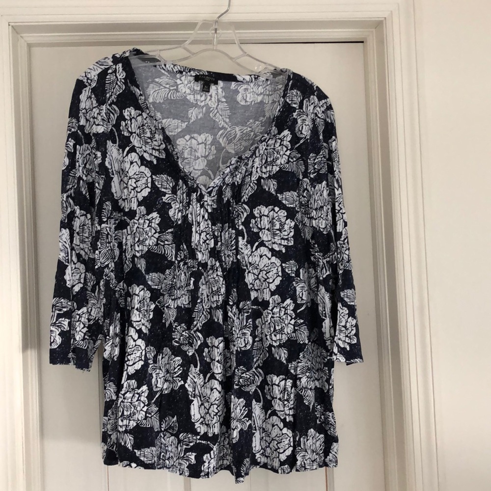 Three quarters sleeve split neck top